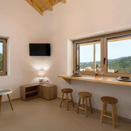 Seva Sea View - Perfect For Romantic Getaways With Pool And Sunrise & Sea Views By Mana Gers *