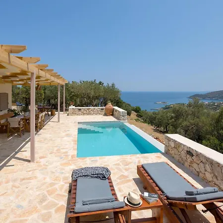 Seva Sea View - Perfect For Romantic Getaways With Pool And Sunrise & Sea Views By Mana Gers فيلة *