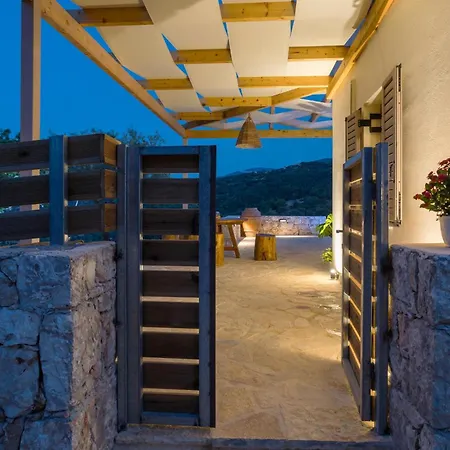 فيلة Seva Sea View - Perfect For Romantic Getaways With Pool And Sunrise & Sea Views By Mana Gers