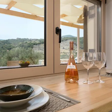 Seva Sea View - Perfect For Romantic Getaways With Pool And Sunrise & Sea Views By Mana Gers Skinária