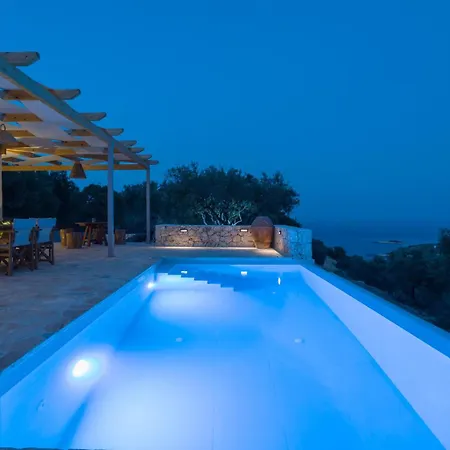 Seva Sea View - Perfect For Romantic Getaways With Pool And Sunrise & Sea Views By Mana Gers ヴィラ