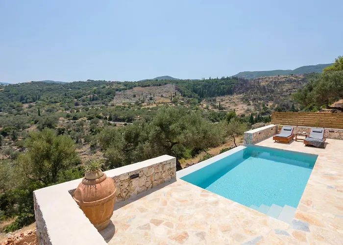 Seva Sea View - Perfect For Romantic Getaways With Pool And Sunrise & Sea Views By Mana Gers