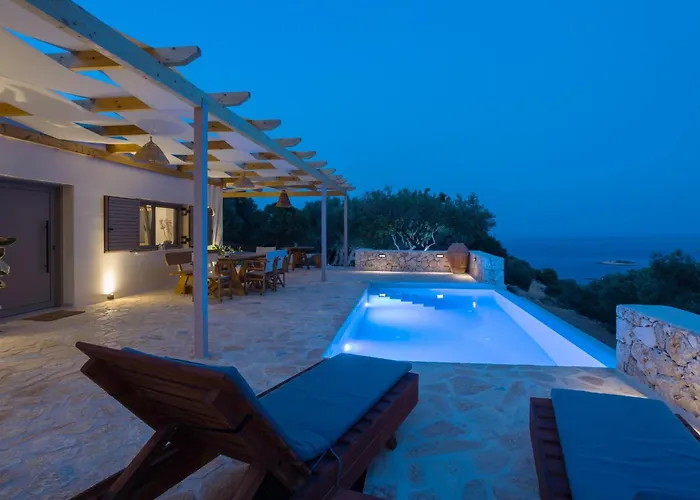Seva Sea View - Perfect For Romantic Getaways With Pool And Sunrise & Sea Views By Mana Gers 别墅 *
