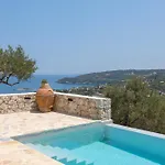 Seva Sea View - Perfect For Romantic Getaways With Pool And Sunrise & Sea Views By Mana Gers