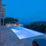 Seva Sea View - Perfect For Romantic Getaways With Pool And Sunrise & Sea Views By Mana Gers Villa *
