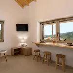 Seva Sea View - Perfect For Romantic Getaways With Pool And Sunrise & Sea Views By Mana Gers *